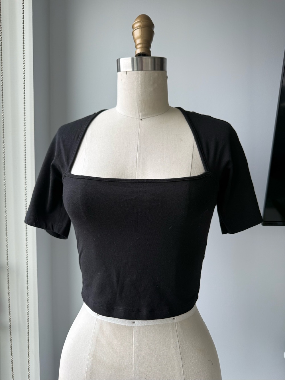 Black Square-Neck Crop Top